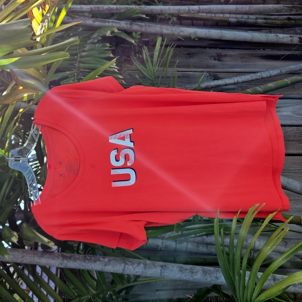 🖤 Xersion Quick-Dri T-Shirt